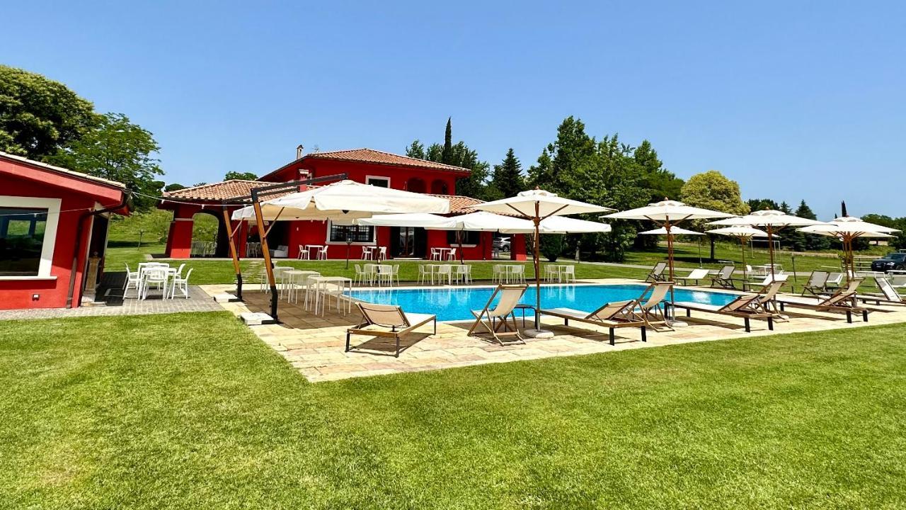 Agriturismo Borgo Imperiale Вальмонтоне Экстерьер фото